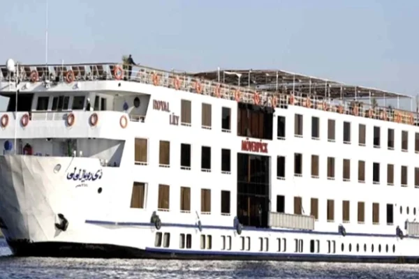 Mövenpick MS Royal Lily